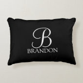 ブラックパーソナライズスクリプトモノグラムと名前 アクセントクッション (正面)