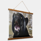 ブラックパ食べンサーのユーモア 吊り下げ型タペストリー (傾斜あり)