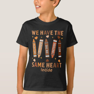 ブラックヒストリー月アフリカンアメリカン同じハート Tシャツ