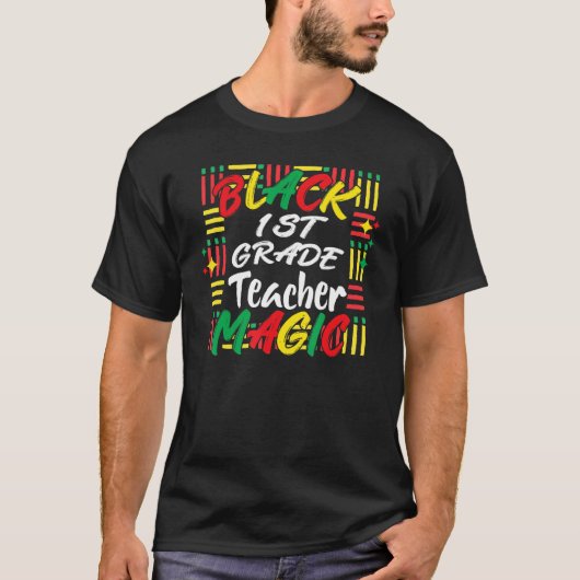 ブラックヒストリー月ティーズ黒1年生先生M Tシャツ (正面)