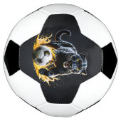 ブラックヒョウ遊はサッカーをしている。 サッカーボール (回転)