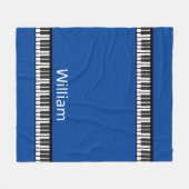 ブラックピアノとホワイトピアノの鍵のパーソナライズ フリースブランケット (正面(横))