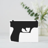 ブラックピストル – 銃 ポストカード (スタンド正面)