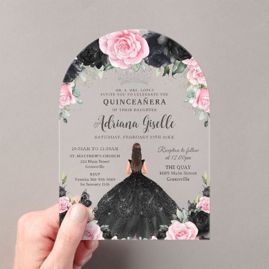 ブラックピンクのフローラ花ドレスシルバーキンセアニェラ アクリル招待状 (インサイチュ (ポータブル))