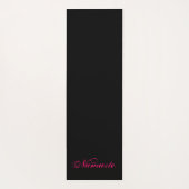 ブラックピンクナマステミニマルタイポグラフィ ヨガマット (裏面)