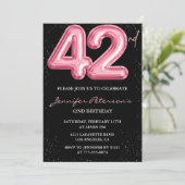 ブラックピンク 42歳の誕生日招待状 バルーン グラム 招待状 (スタンド正面)