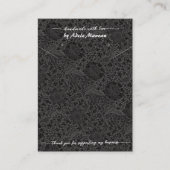 ブラックフラワーロゴQRコードネックレスイヤリングジュエリー 名刺 (正面)