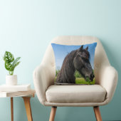 ブラックフリシアの馬 クッション (椅子)