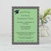ブラックフレームディナーキャップライトグリーン卒業 招待状 (スタンド正面)