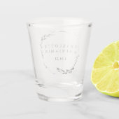 ブラックフローラパーソナライズされたリース結婚の日付 ショットグラス (裏面)