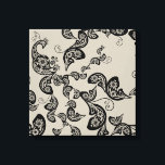 ブラックフローラ孔雀デコアートカンバスプリント キャンバスプリント<br><div class="desc">ボヘミアンヴィンテージブラックフローラ孔雀デザイン。このデザインは、花とペイズリーの形で構成された尾を持つ様式化されたボホの黒いフローラエレガント孔雀のオリジナル飾イラストレーションを特徴とする。fat*fa*tinで設計。簡単おカスタマイズ客様の文字、写真または画像と一緒に。おカスタム願い連絡はfat*fa*tin。請求カスタム料が適用される。 www.zazzle.com/fat_fa_tin www.zazzle.com/color_therapy www.zazzle.com/fatfatin_blue_knot www.zazzle.com/fatfatin_red_knot www.zazzle.com/fatfatin_box www.zazzle.com/fatfatin_design www.zazzle.com/fatfatin_ink</div>