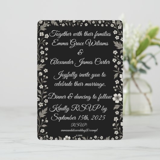 ブラックフローラ結婚式招待状(白エレガント) 招待状 (スタンド正面)