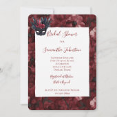 ブラックブルゴーニュレッドフェザーズマスクブライダルシャワー 招待状 (正面)