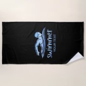 ブラックブルーエレガント泳ぐ人、スイミングプール ビーチタオル (正面)
