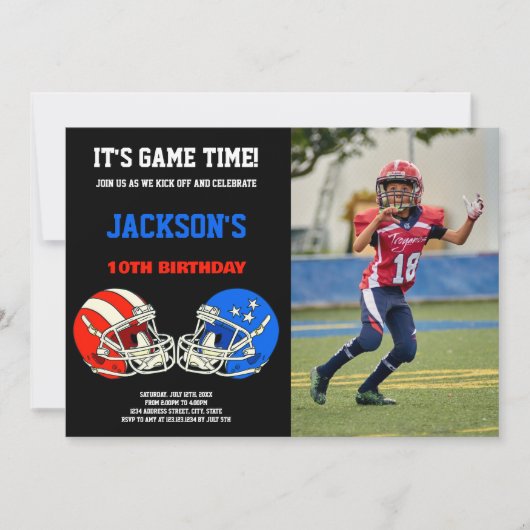 ブラックブルー対レッドフォトサッカー誕生日 招待状 (正面)