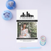 ブラックプロフェッショナルフォトグラファーのロゴビッグフォト チラシ (シングル)