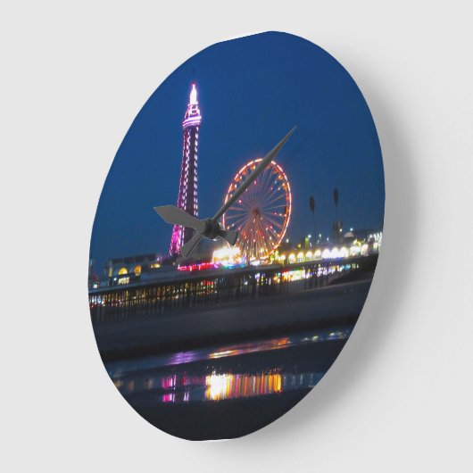 ブラックプールビーチライトアットナイト ラージ壁時計 (傾斜)