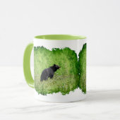 ブラックベア歩くイングラスアート マグカップ (正面左)