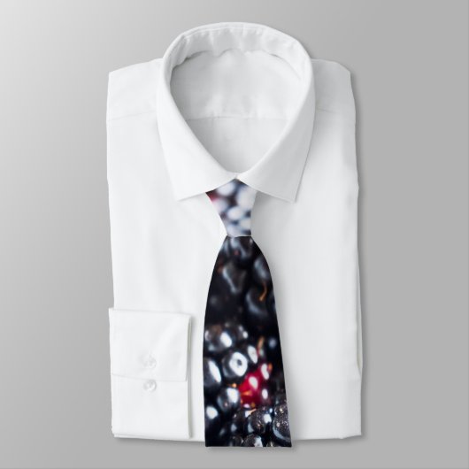 ブラックベリーの山 ネクタイ (タイ)