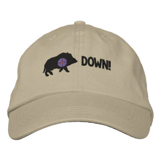 ブラックホッグを倒せ！ 刺繍入りキャップ