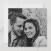 ブラックホワイトフローラル写真私たちの日付を保存 招待状 (裏面)