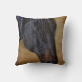 ブラックホースポートレートオン素朴パーチメント効果 クッション (裏面)