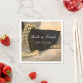 ブラックボウタイと白結婚真珠 スタンダードカクテルナプキン (インサイチュ)