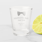 ブラックボウタイ花婿介添人パーソナライズされた結婚ズ ショットグラス (裏面)