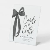 ブラックボウ卒業パーティー卒業カード&ギフト 台座サイン (正面)