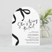 ブラックボウ彼女は結び目のブライダルシャワー 招待状 (スタンド正面)