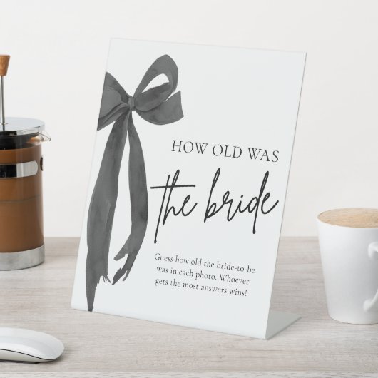 ブラックボウ　花嫁は何歳？　結婚前パーティゲーム 台座サイン (インサイチュ)