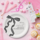 ブラックボウSweet sixteenバースデーパーティードコール ペーパープレート (パーティー)