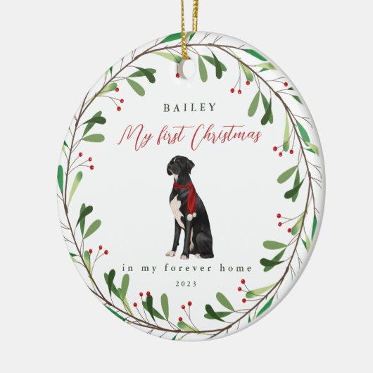 ブラックボクサーと呼ばれる犬の初めてのクリスマス セラミックオーナメント (左)