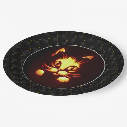 ブラックボーダーイエローオレンジハロウィン白熱［赤熱］光を放つ猫 ペーパープレート (アングル)