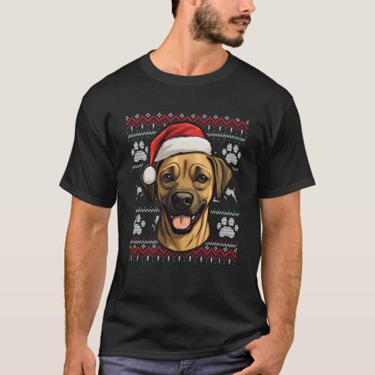 ブラックマウスピアサンタハットクリスマスおもしろい犬ママ Tシャツ (正面)