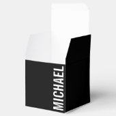 ブラックミニマモダンリストの名パーソナライズされた前 フェイバーボックス (オープン)