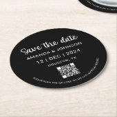 ブラックミニマリスト結婚式の日付を保存QRコード ラウンドペーパーコースター (アングル)