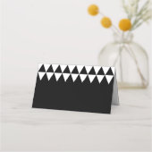 ブラックミニマル名白い三角形パターン プレイスカード (裏面)