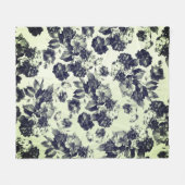 ブラックミントグリーンヴィンテージバラフローラ フリースブランケット (正面(横))