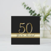 ブラックメタル金ゴールドプリント50番目の誕生日招待状 招待状 (スタンド正面)