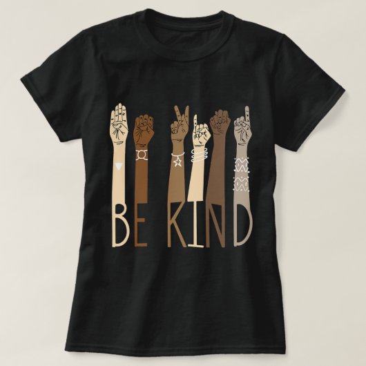 ブラックメラニンクイーン魔法ブラウンスキンガールジュネティーン Tシャツ (デザイン正面)