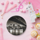 ブラックモダンとホワイトのニューヨークの夜 ペーパープレート (パーティー)