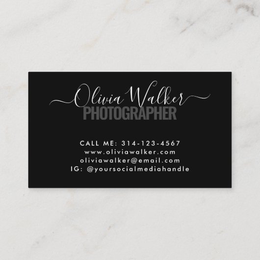 ブラックモダンシックなシグネチャースクリプトフォトグラファー 名刺 (裏面)
