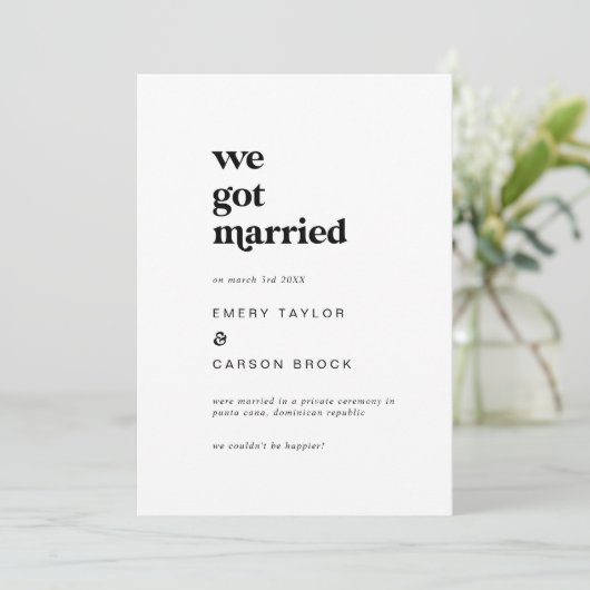 ブラックモダンタイポグラフィの駆け落ち発表 案内状 (スタンド正面)