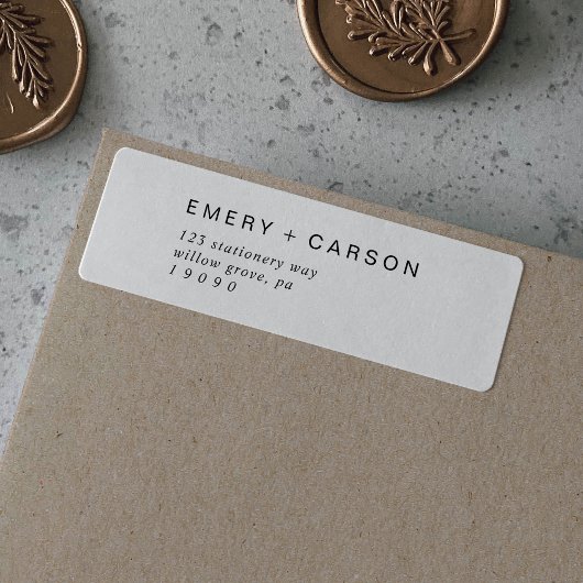 ブラックモダンタイポグラフィ差出人住所ラベル ラベル