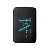 ブラックモダンティール（緑がかった色）グリーンモノグラムスクリプエレガントト バスマット (正面縦)