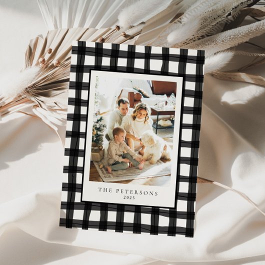 ブラックモダンレトロプレイドファミリーフォトクリスマス シーズンカード