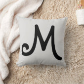 ブラックモノグラムオンシルバーグレー クッション (ブランケット)