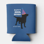 ブラックラおもしろいボ犬の誕生日ハット年齢と名前 缶クーラー (裏面)