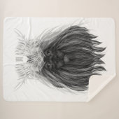 ブラックライオン〔雄ジカの〕枝角クラウンとモノグラム シェルパブランケット (正面(横))